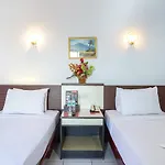 Hotel Mustika Sari By Zuzu
